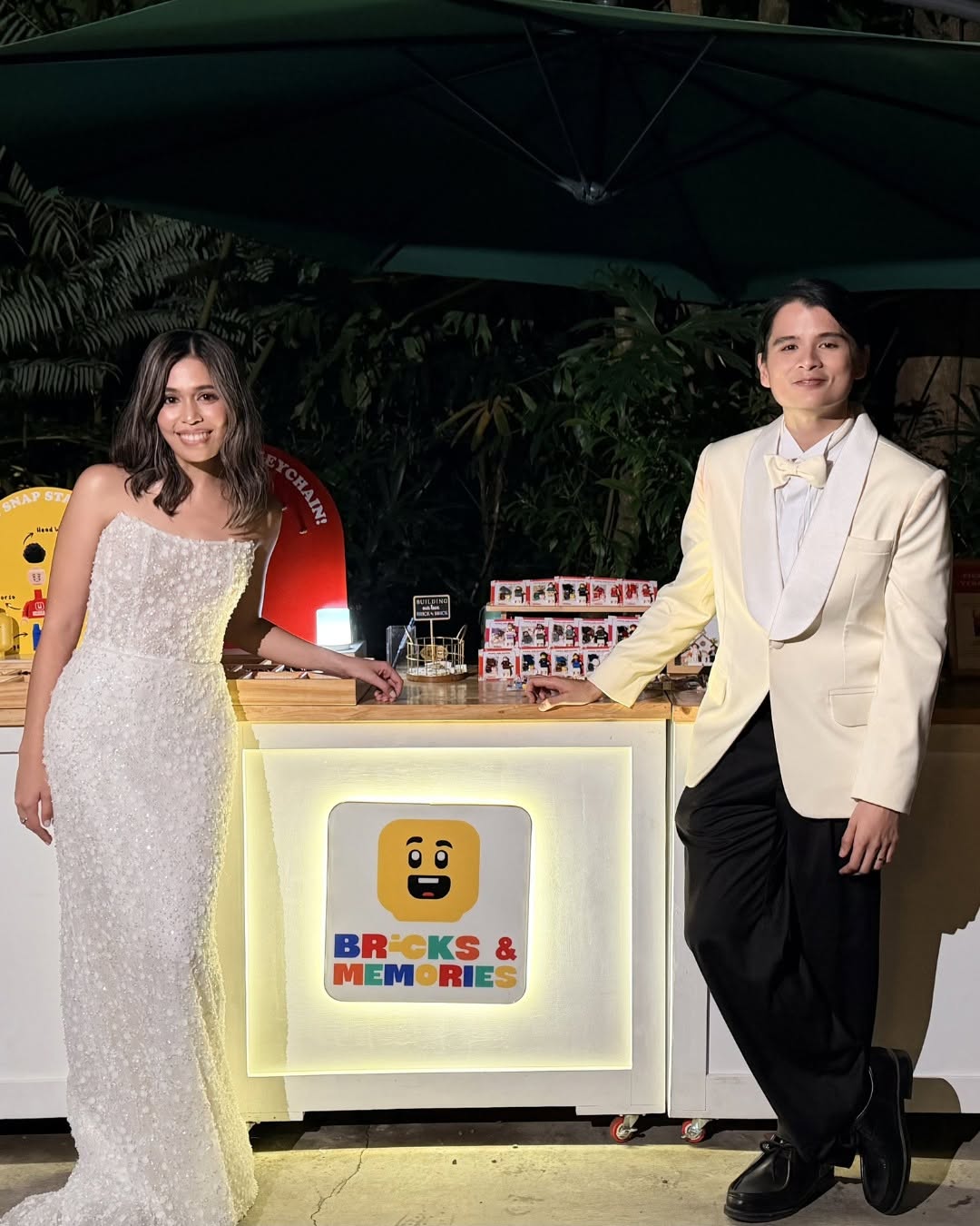 Personalized minifigure-style wedding keepsake for guests